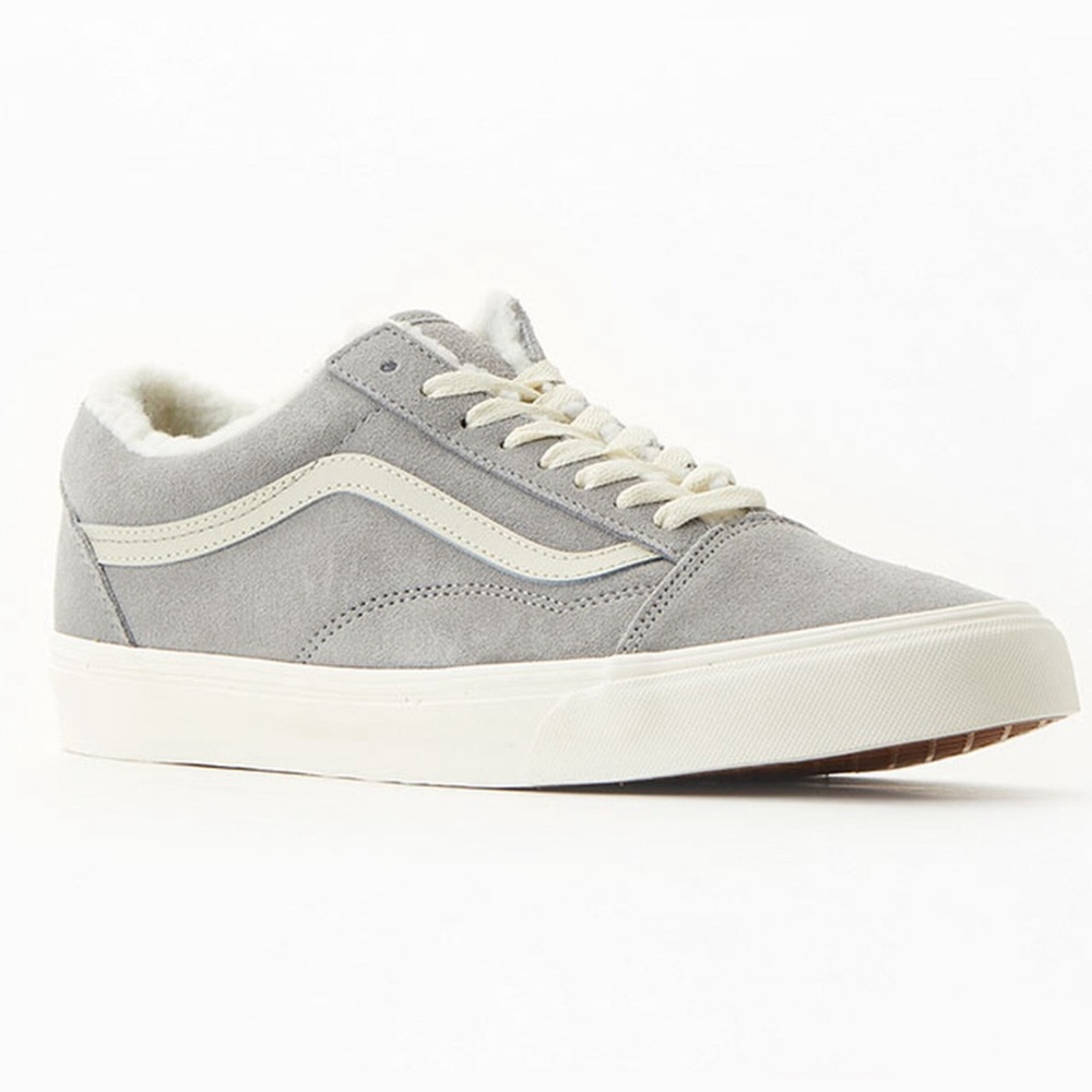 VGUC- Vans ‘Custom’ Suede/Sherpa Old Skool Unisex Sneaker